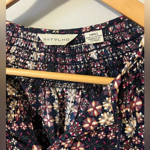 Anthropologie Thylo Kay Embroidered Blouse Small - Picture 6 of 11